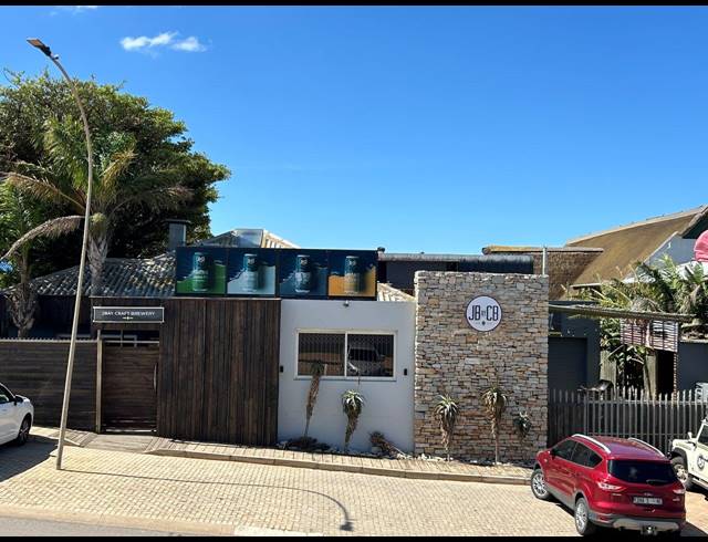 519.50M² BUSINESS FOR SALE IN JEFFREYS BAY CENTRAL